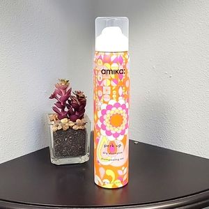 Amika: Perk Up Dry Shampoo 1.8oz